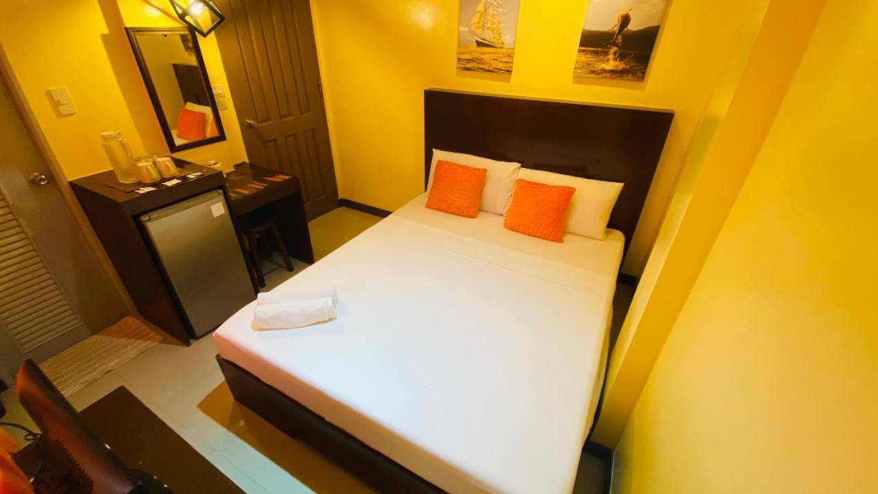Vicente Aguirre Rooms Boracay Island ภายนอก รูปภาพ